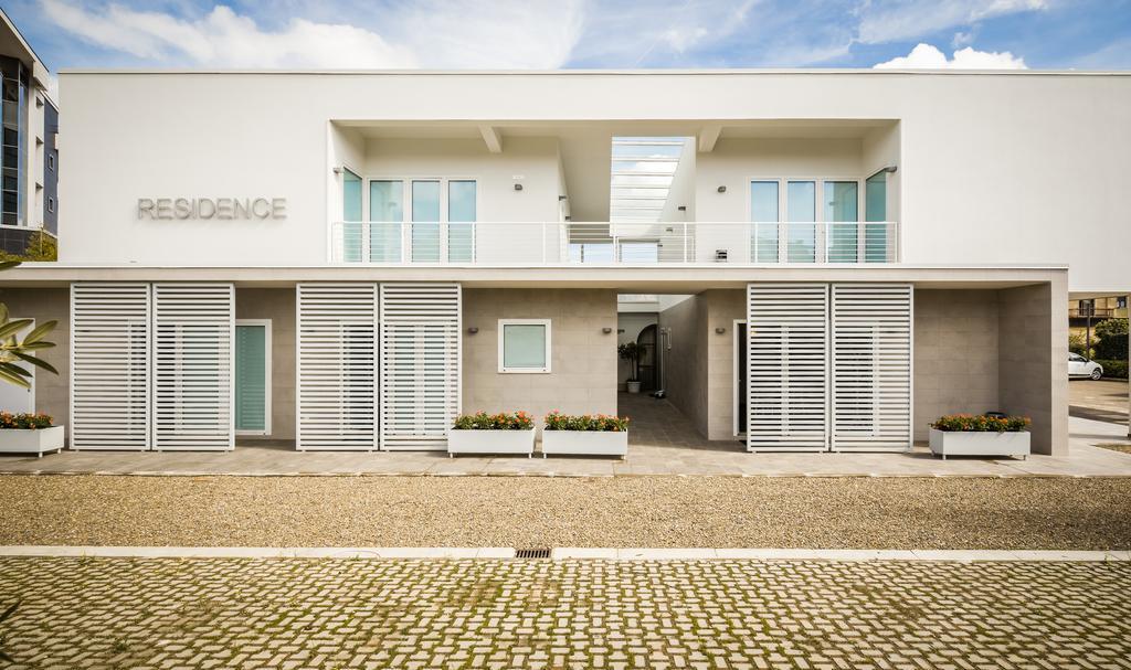 Residence Peloni อาเรซโซ ภายนอก รูปภาพ